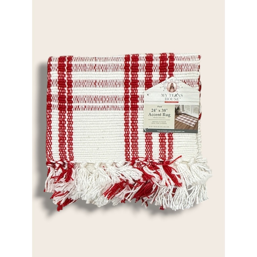 My Texas House Red Plaid Fringe Layering Rug 24x38 Indoor Outdoor - Picture 6 of 6